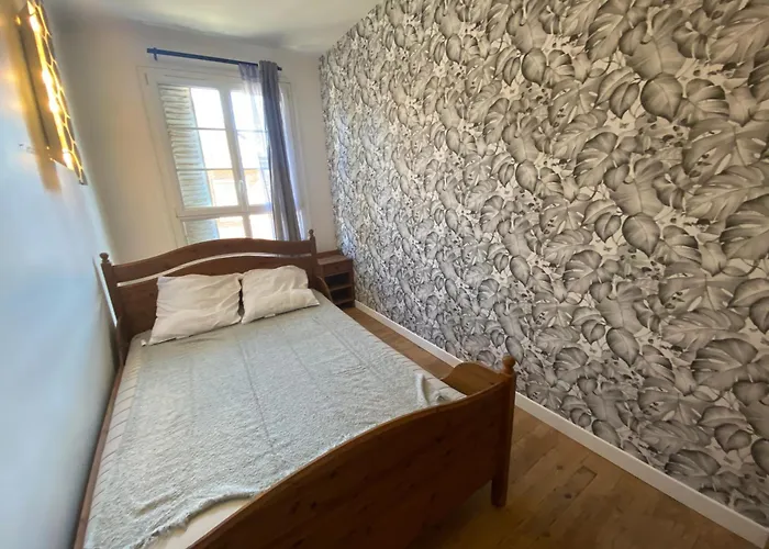 Grand 4 Cathedrale * Lisieux